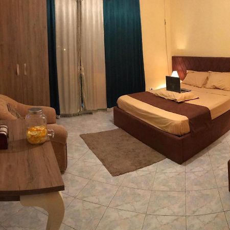 Vogli'S House Apartments & Rooms Durrës Eksteriør bilde