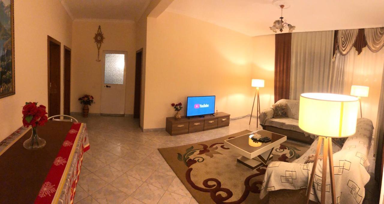 Vogli'S House Apartments & Rooms Durrës Eksteriør bilde