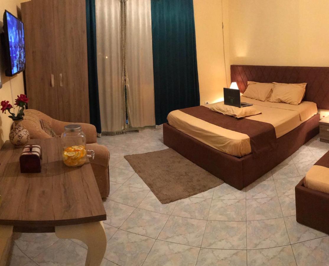 Vogli'S House Apartments & Rooms Durrës Eksteriør bilde