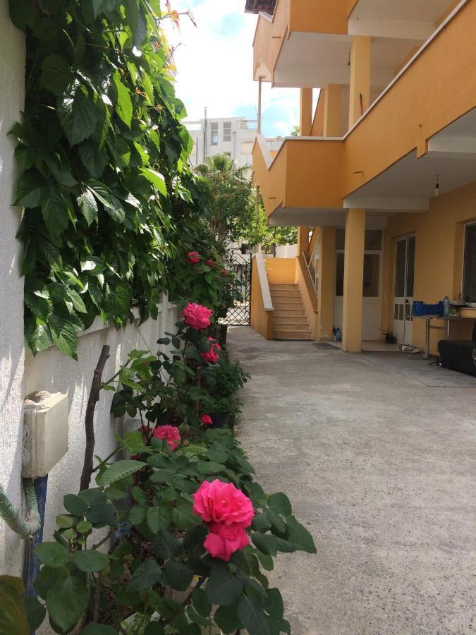 Vogli'S House Apartments & Rooms Durrës Eksteriør bilde